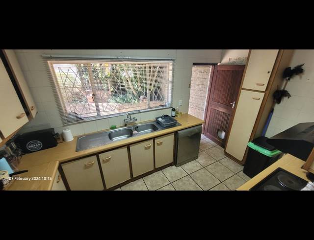 3 BEDROOM HOUSE RENTED IN PRESTBURY